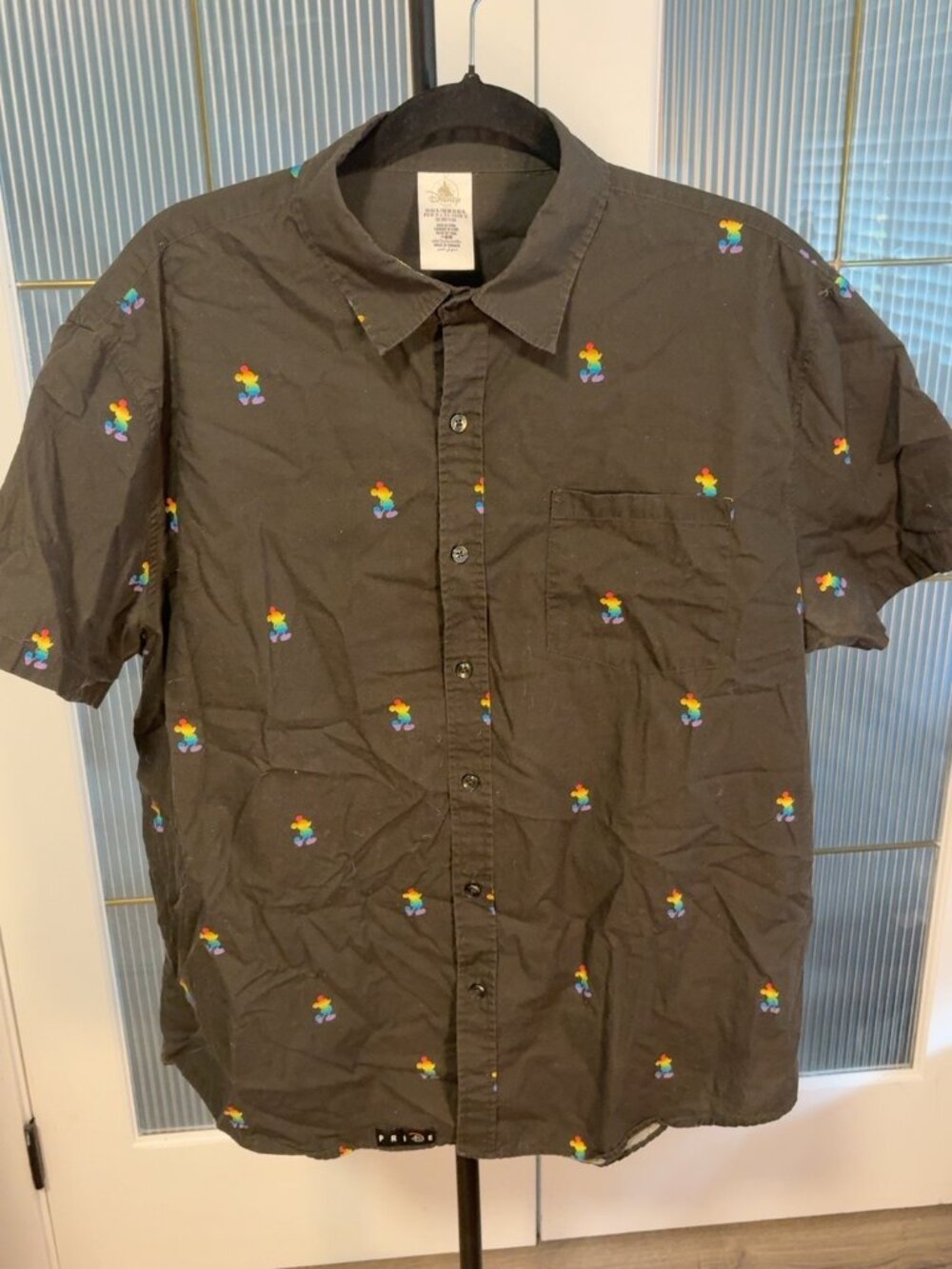 Disney Pride Mickey Mouse Rainbow Button-Up Shirt Men’s XL Black LGBTQ+ Parks